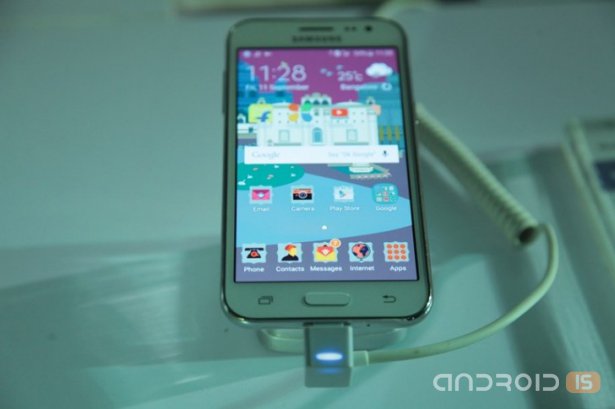 Samsung представила бюджетник с 4G - Galaxy J2