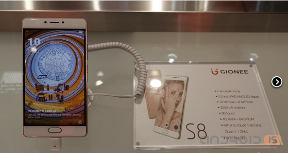 Gionee представила на MWC флагманский смартфон S8